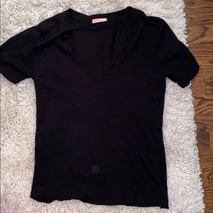 Black t shirt with v cut